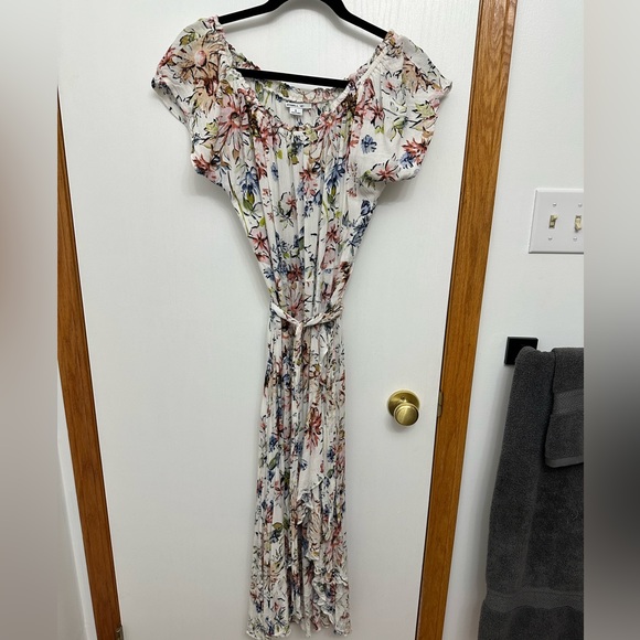 O’Neil off shoulder dress - Picture 1 of 3